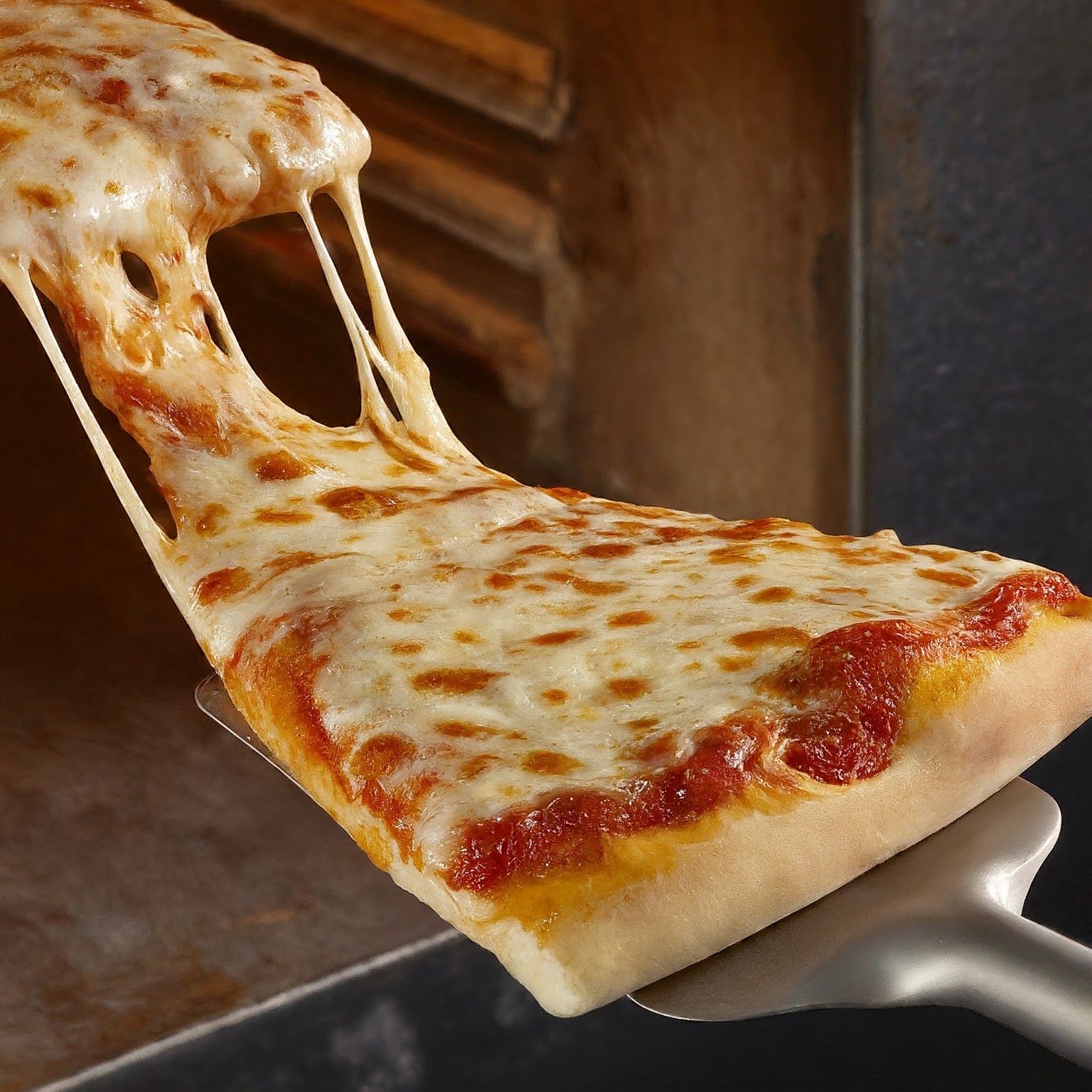 Pizza Debate: New York vs. Chicago